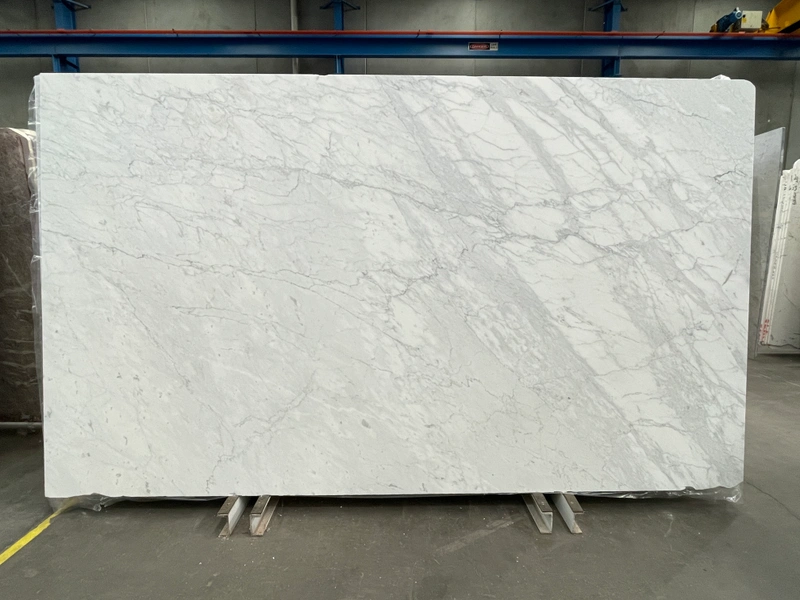 Bianco Gioia marble &mdash; lot 0840/18