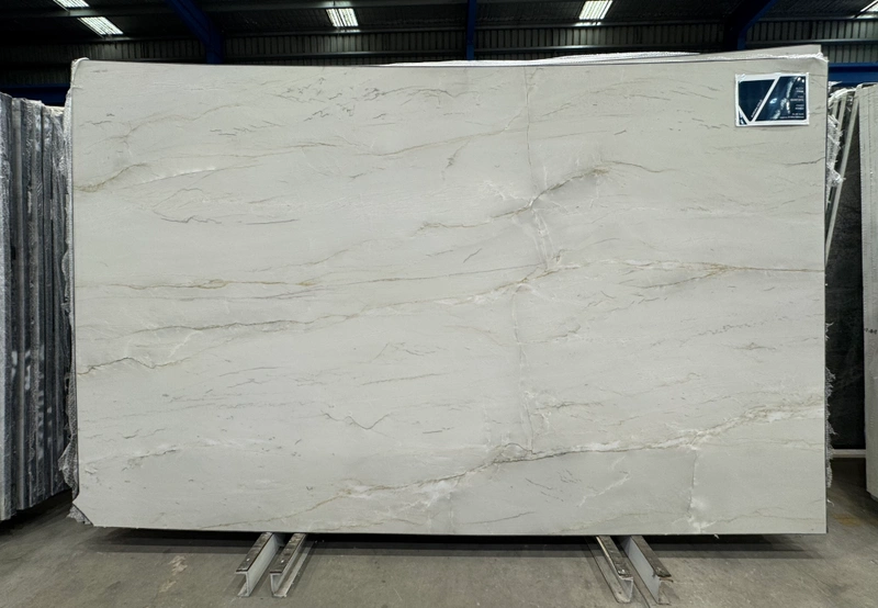 Aurora Gold quartzite &mdash; lot 11038