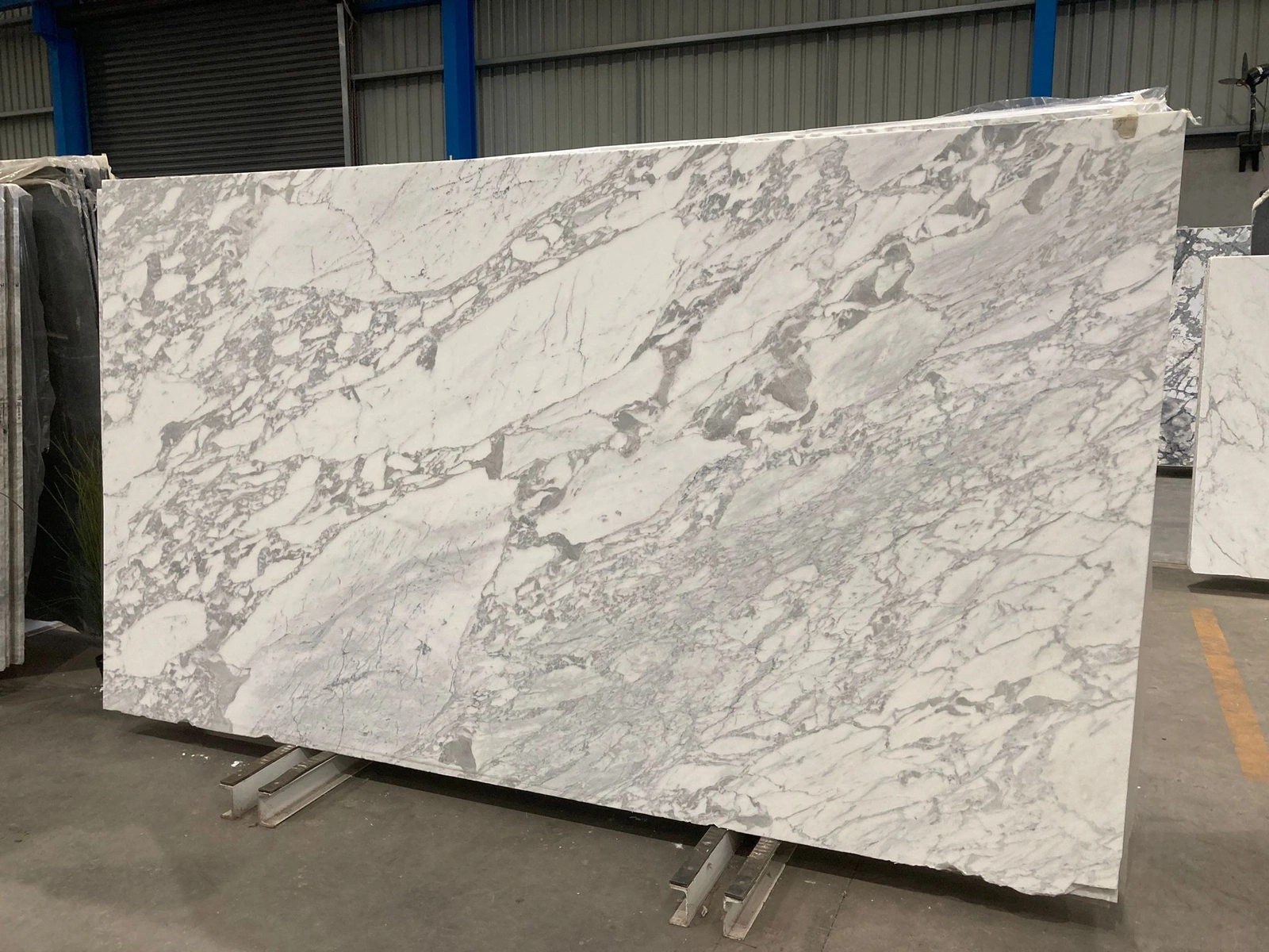 Calacatta Vagli full slab