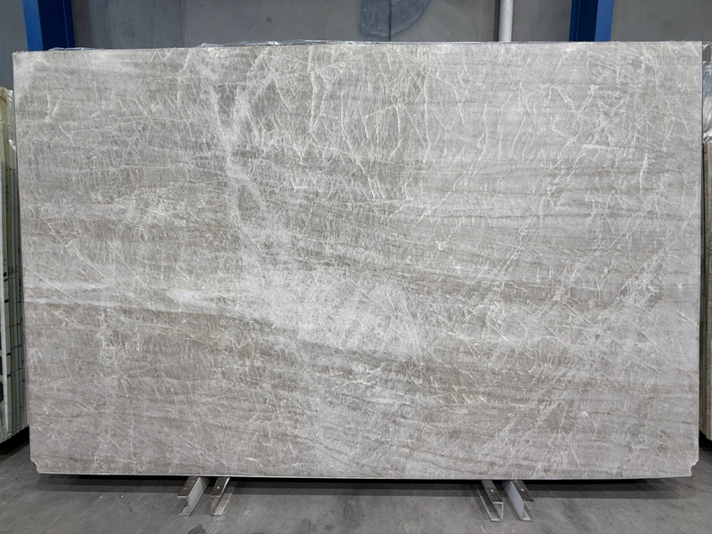 Champagne quartzite &mdash; lot 11198