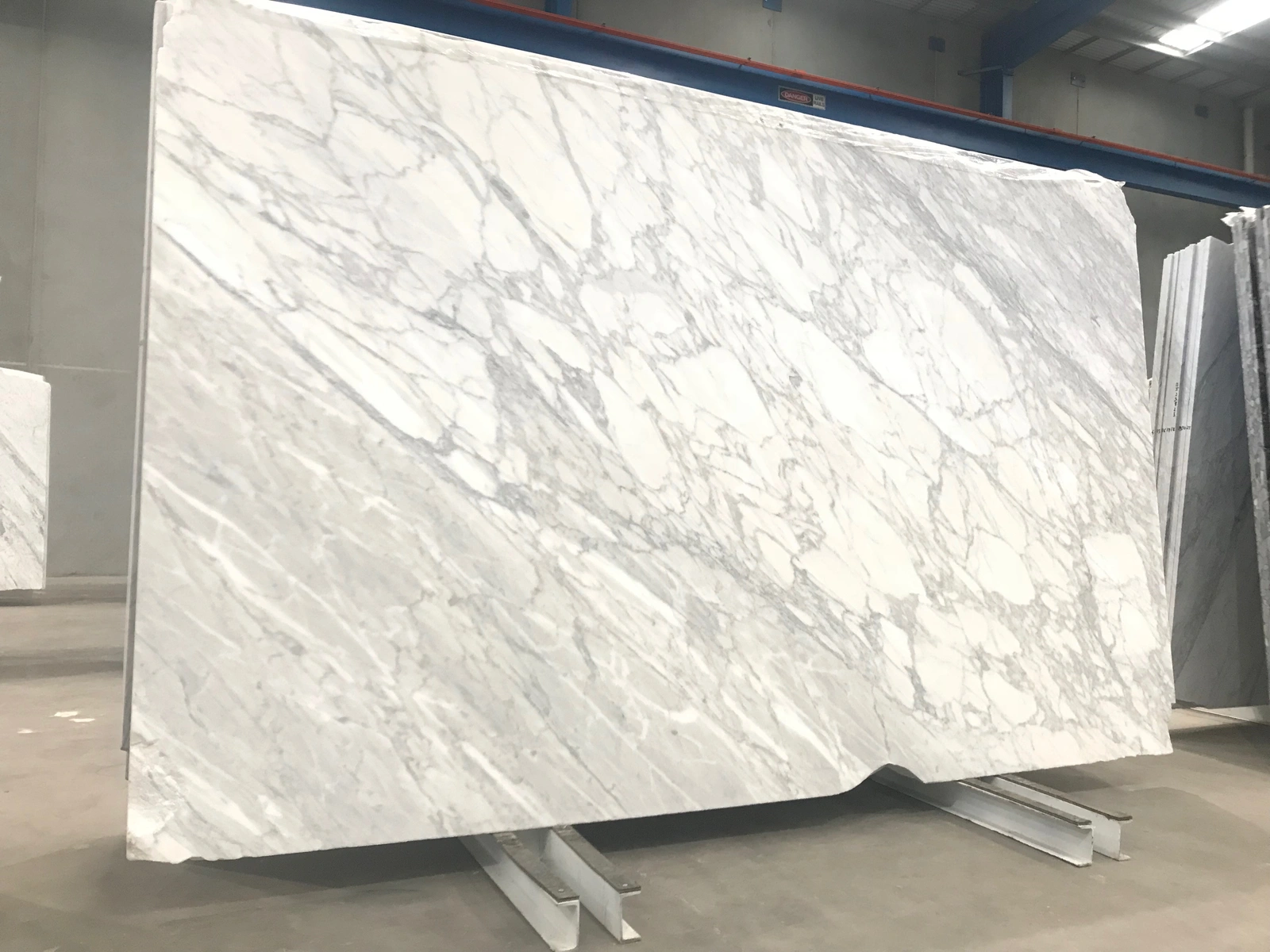 Calacatta Extra full slab