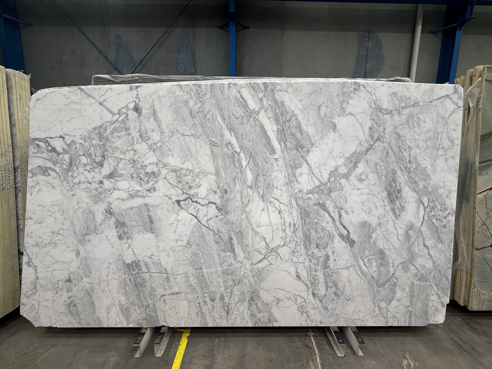 Statuario Belgia full slab