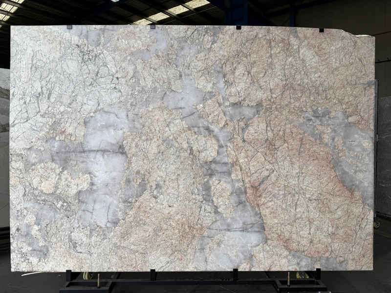 Pink Patagonia Extra quartzite &mdash; lot 17739H