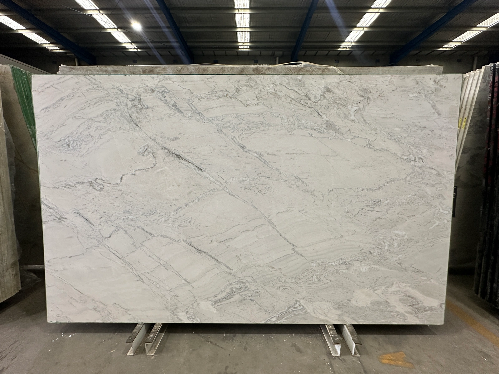Calacatta Columbus full slab
