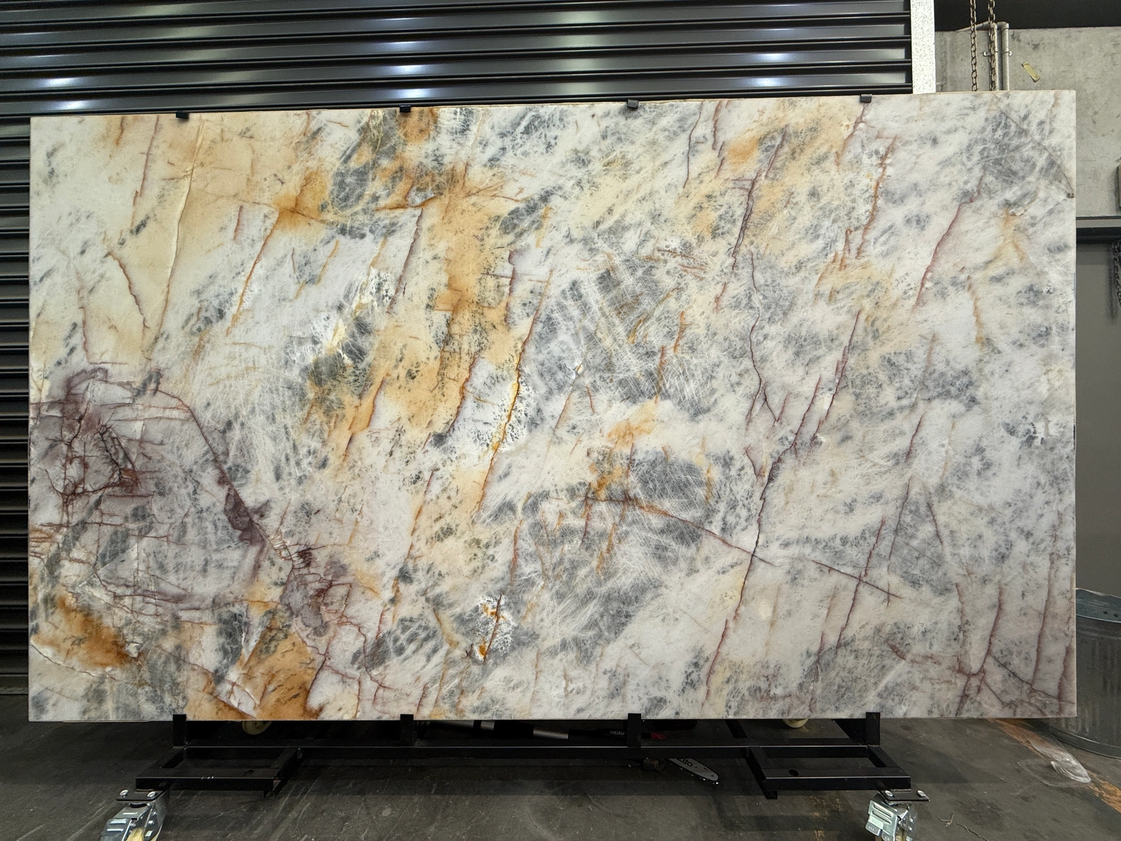 Crystallo D'Or full slab