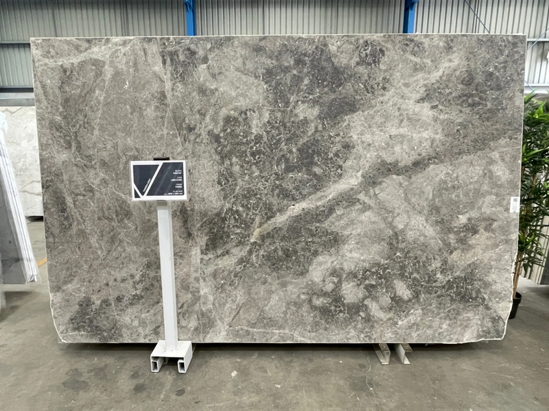 Tundra Grey limestone &mdash; lot 21497