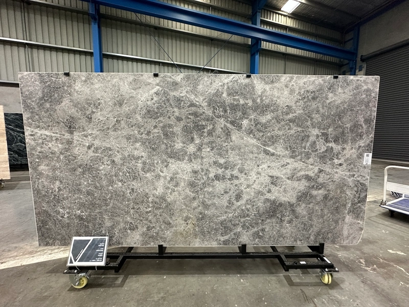 Tundra Grey limestone &mdash; lot 21499
