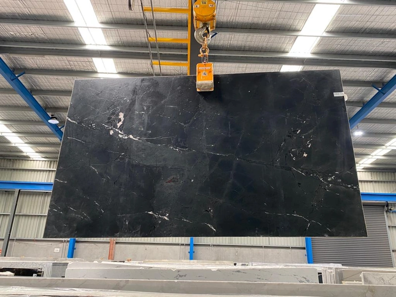 Negresco quartzite &mdash; lot 222