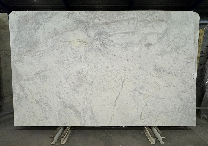 Lorde White dolomite &mdash; lot 241000