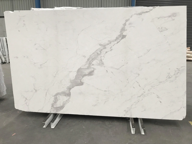 Calacatta Grecia marble &mdash; lot 256H