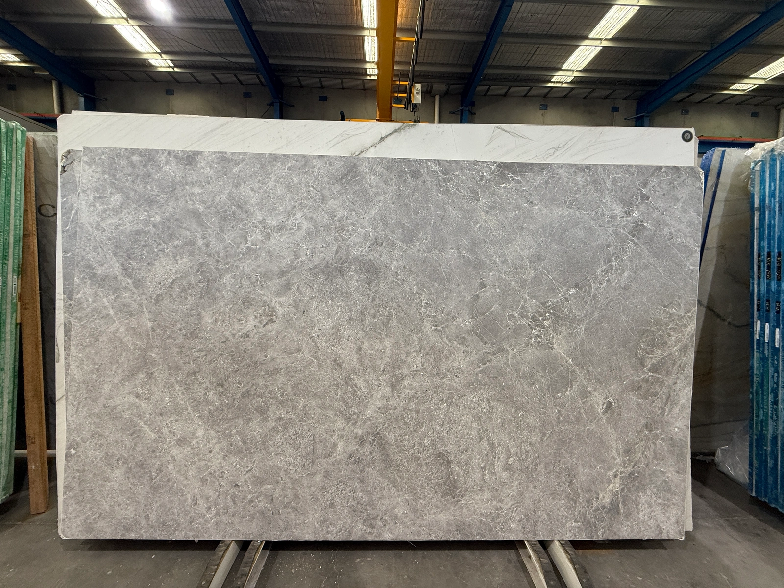 Tundra Grey full slab