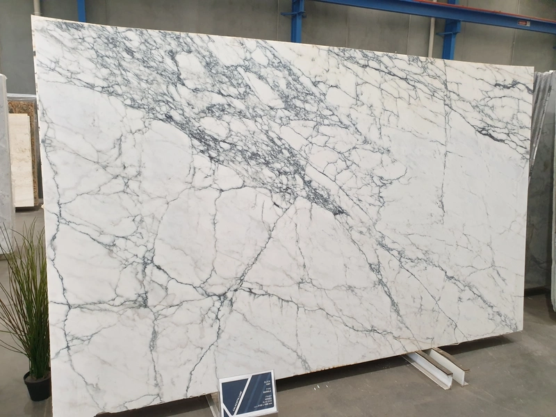 Calacatta Luxe close up