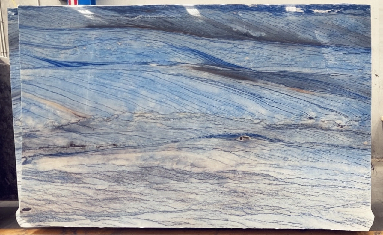 Azul Macaubas full slab