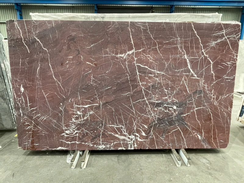 Rosso Valentino marble &mdash; lot 55S