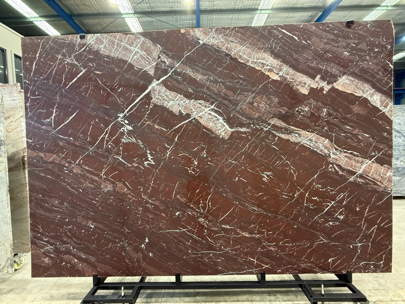 Rosso Valentino marble &mdash; lot 598
