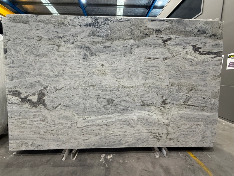 Nepal White granite &mdash; lot 6858