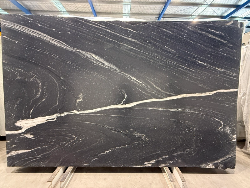 Makalu granite &mdash; lot 73