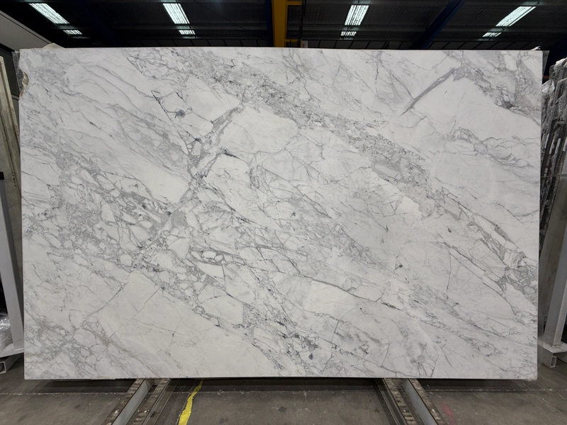Michelangelo dolomite &mdash; lot 7729