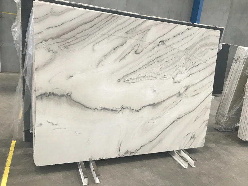 Eclair White marble &mdash; lot 8008