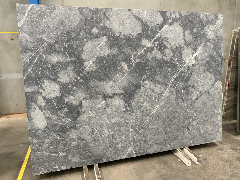 Gloria Grey marble &mdash; lot 9192556