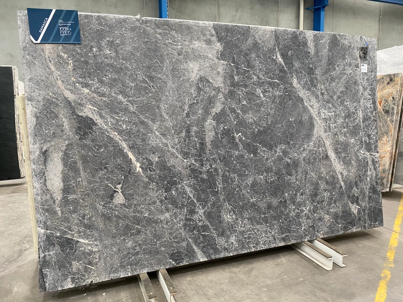 Damastas marble &mdash; lot 9192813