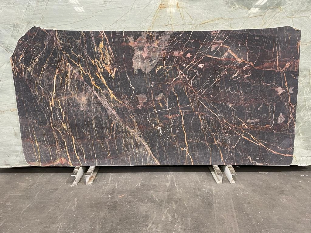 Port Laurent full slab