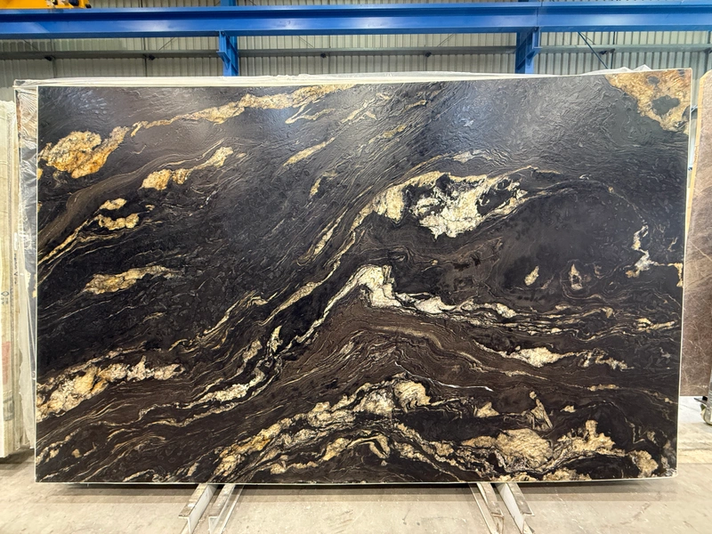 Titanium Gold granite &mdash; lot TQZ0043L
